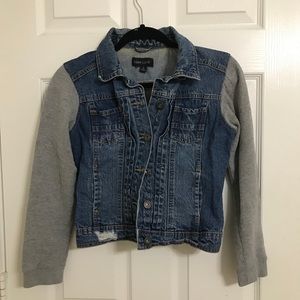 Jean jacket with grey sleeves
